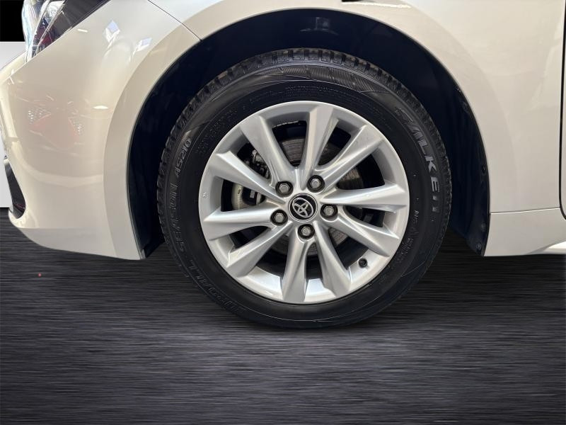 Used TOYOTA Corolla Touring Spt 1.8 hybride Dynamic LH + Business pack/nav 2023 GREY € 26390 in Seraing