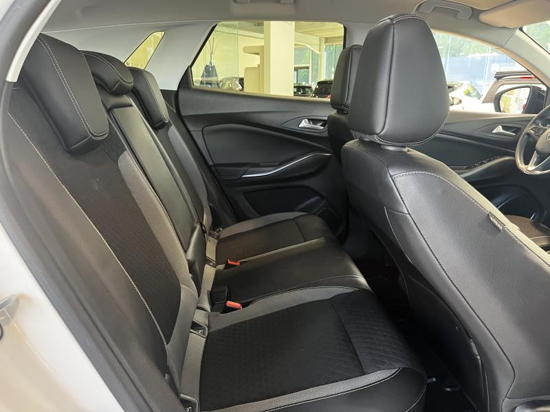 Occasion OPEL Grandland X Innovation 1.6 CDTi 88 kW 2018 WHITE 14790 € à Wavre