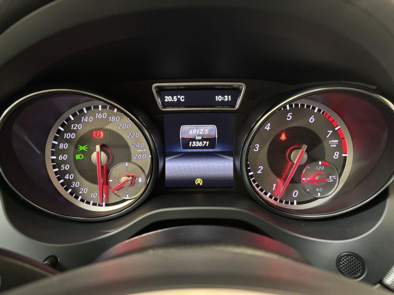 Occasion MERCEDES-BENZ GLA 200 2015 GREY 14490 € à Seraing