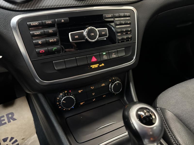 Occasion MERCEDES-BENZ GLA 200 2015 GREY 14490 € à Seraing