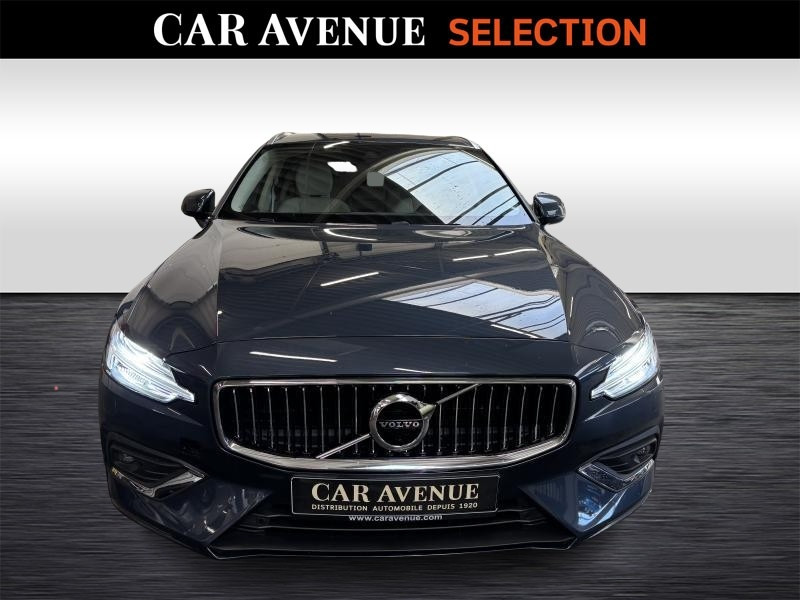 Used VOLVO V60 1969CC Cross Country R-Dynamique 2021 BLUE € 27990 in Seraing
