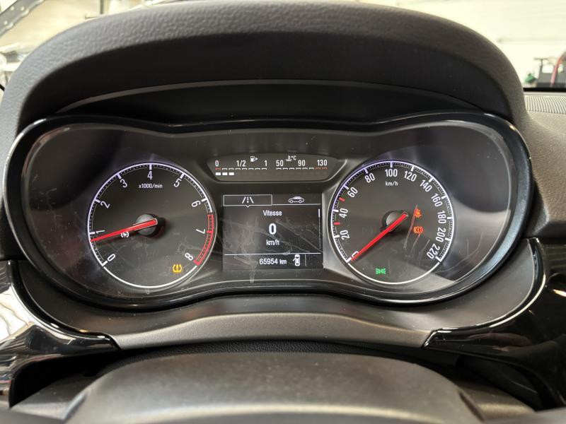 Occasion OPEL Corsa E Black Edition 2019 RED 8990 € à Seraing