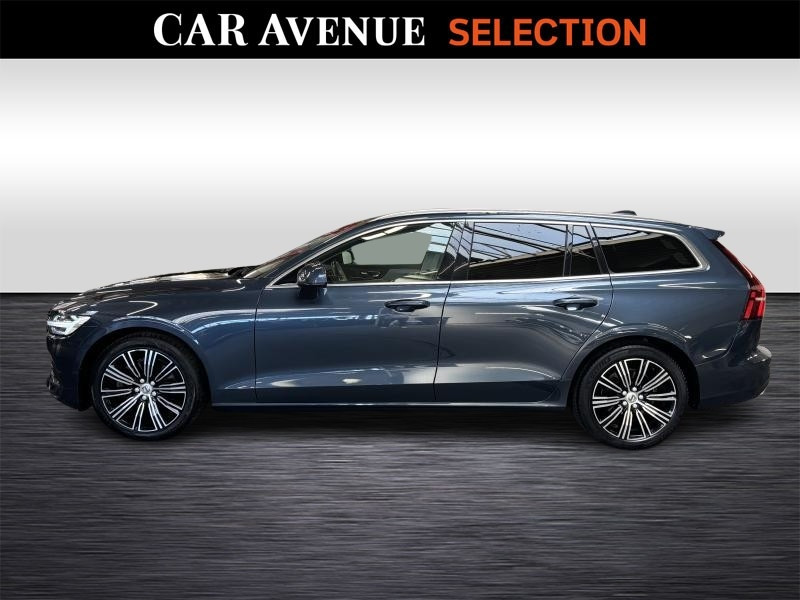 Used VOLVO V60 1969CC Cross Country R-Dynamique 2021 BLUE € 27990 in Seraing