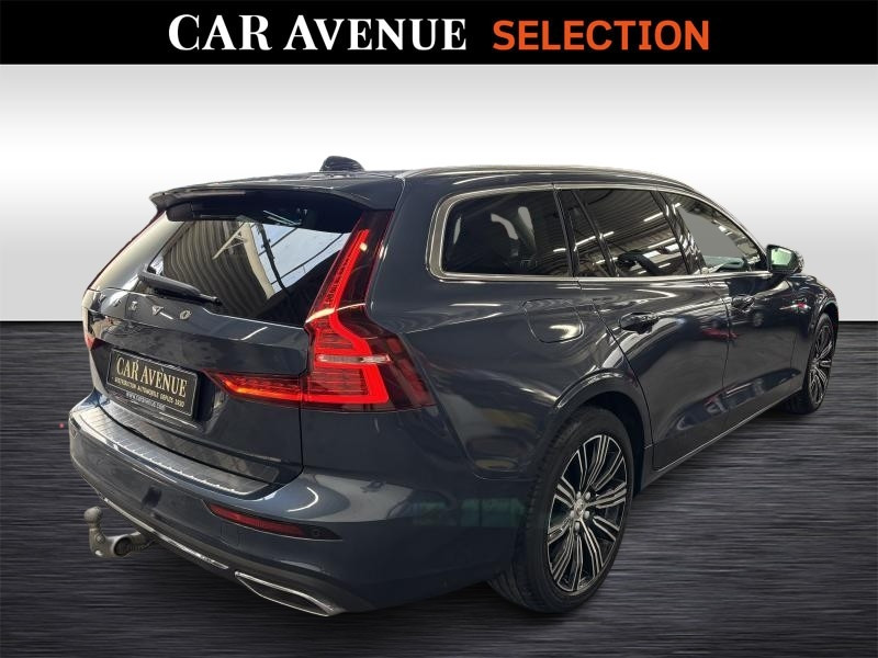 Used VOLVO V60 1969CC Cross Country R-Dynamique 2021 BLUE € 27990 in Seraing