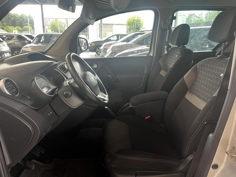 Used RENAULT Kangoo 1.2 TCE Limited 2017 GREY € 8250 in Wavre