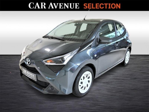 Occasion TOYOTA Aygo A/T x-play2 1.0 VVT-i 53kW 2021 GREY 10 490 € à Wavre