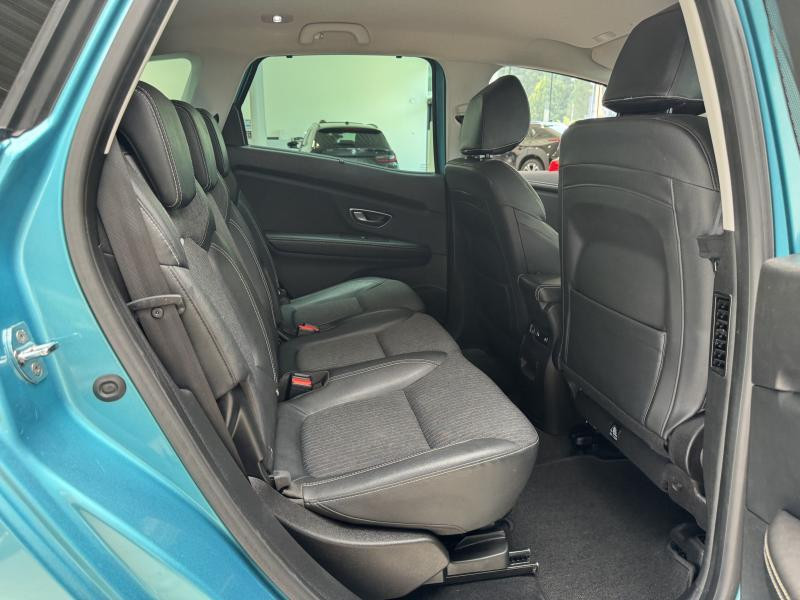Occasion RENAULT Scenic 1.3 Intens 2021 BLUE 16400 € à Wavre