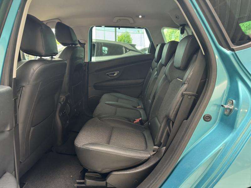 Occasion RENAULT Scenic 1.3 Intens 2021 BLUE 16400 € à Wavre