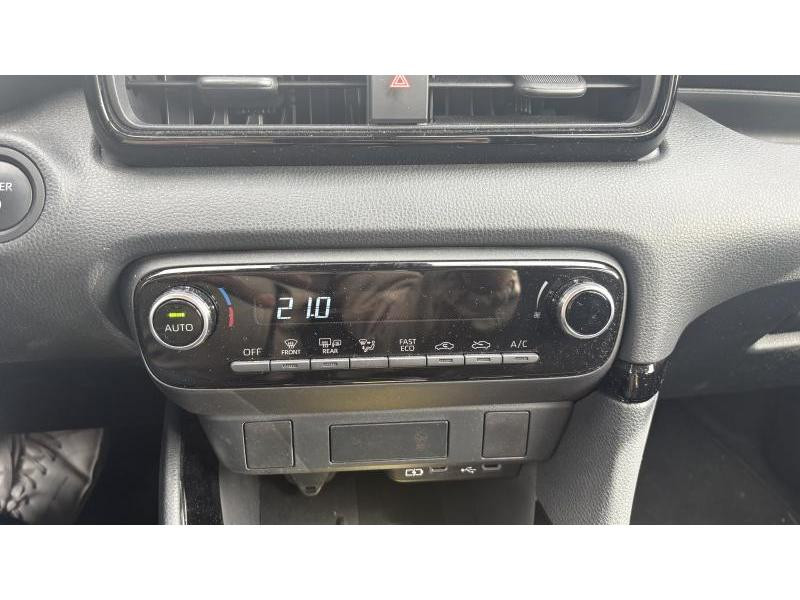 Occasion TOYOTA Yaris 1.5 TNGA HEV Iconic 2024 GREY 25490 € à Wavre