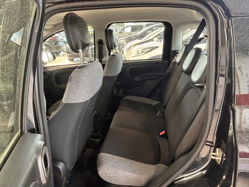 Occasion FIAT Panda 1.0 HYBRIDE City Life 2022 BLACK 11690 € à Wavre