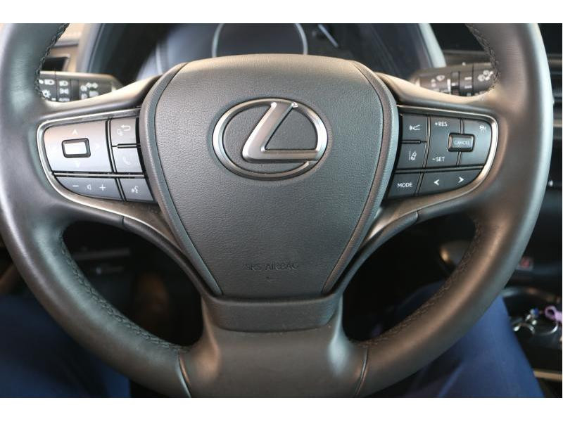 Occasion LEXUS UX F-Sport design 2023 ANTHRACITE 33750 € à Wavre