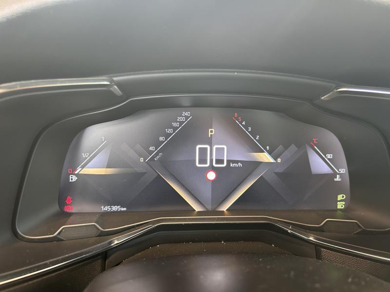 Occasion DS DS 7 Crossback 1.5 HDI 1.5 HDI 96kW 2019 RED 17900 € à Wavre