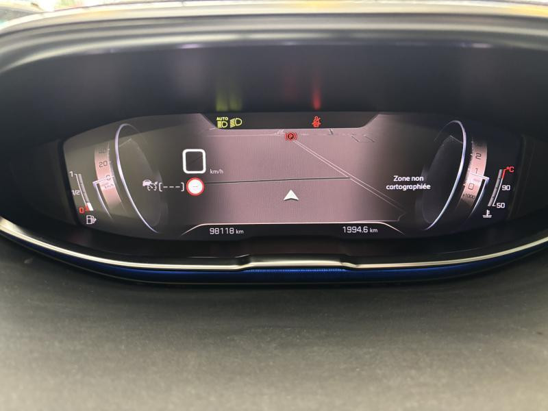 Occasion PEUGEOT 5008 1500 DIESEL II GT Line  7 PLACES 2021 RED 19990 € à Seraing