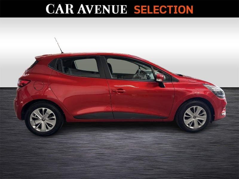 Occasion RENAULT Clio Zen 2019 RED 7990 € à Seraing