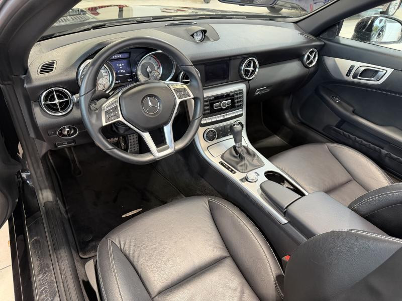 Occasion MERCEDES-BENZ Classe SLK 1.8 ess SLK 200 2014 BLACK 21990 € à Wavre