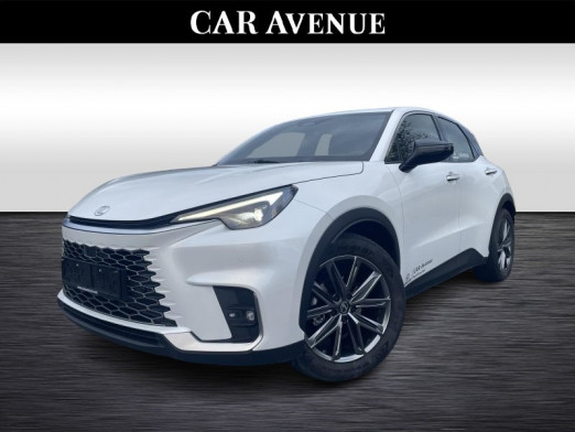 Occasion LEXUS LBX Elegant  WHITE 36 650 € à Waterloo