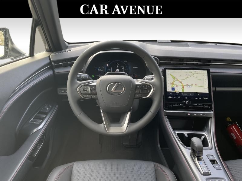 Occasion LEXUS LBX Elegant  WHITE 36650 € à Waterloo