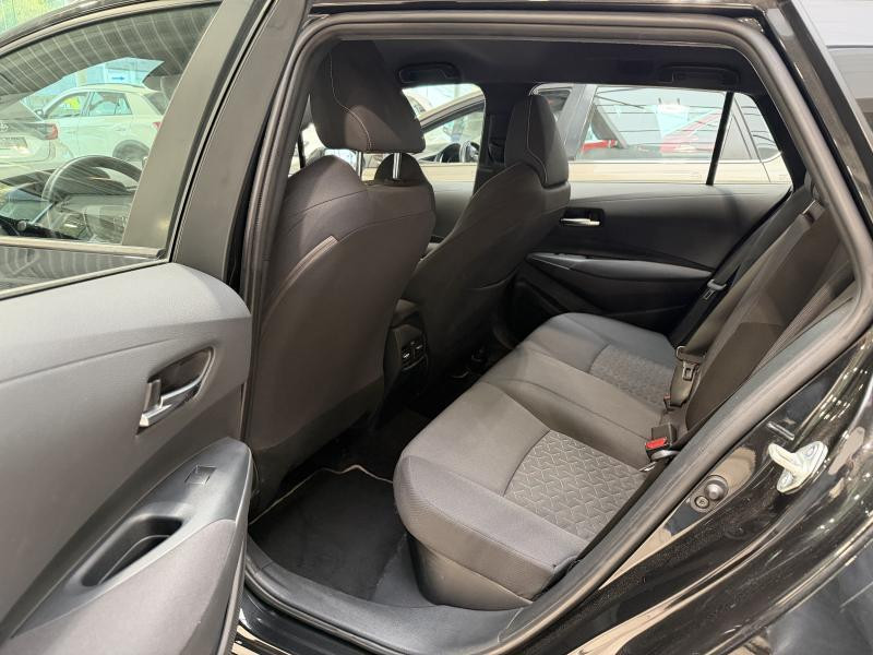 Used TOYOTA Corolla 1.8 HYBRID DYNAMIC 2020 BLACK € 19990 in Wavre