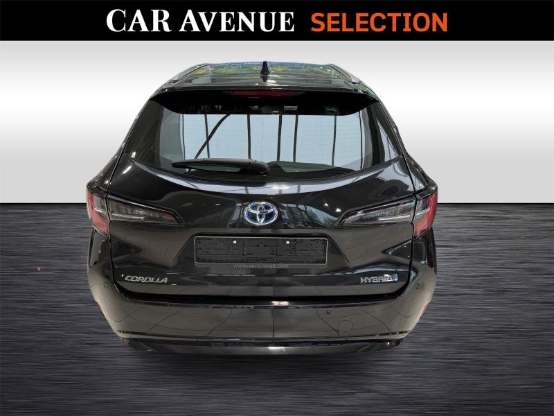 Used TOYOTA Corolla 1.8 HYBRID DYNAMIC 2020 BLACK € 19990 in Wavre
