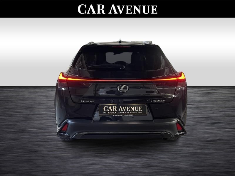 Occasion LEXUS UX 2.0L HEV F SPORT Design 2023 BLACK 39090 € à Waterloo