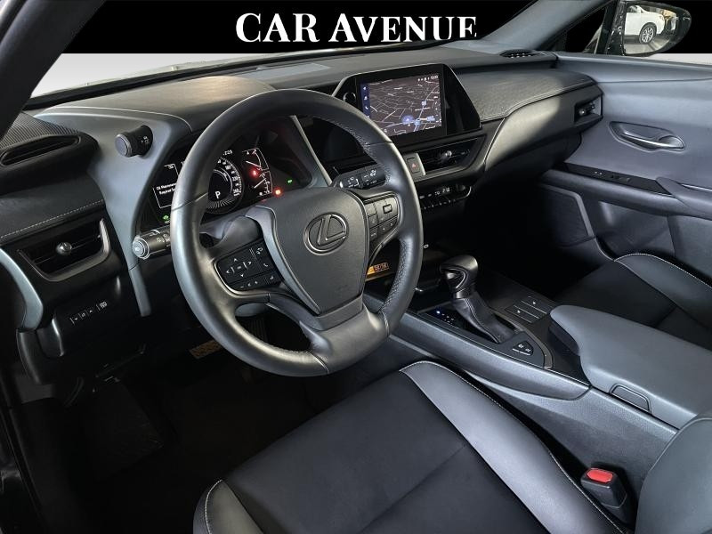 Occasion LEXUS UX 2.0L HEV F SPORT Design 2023 BLACK 39090 € à Waterloo
