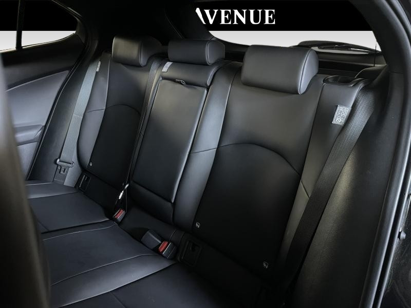 Occasion LEXUS UX 2.0L HEV F SPORT Design 2023 BLACK 39090 € à Waterloo