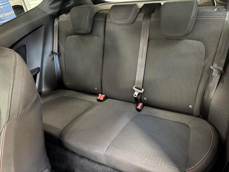 Occasion FORD Fiesta ST-Line 2017 WHITE 10990 € à Seraing