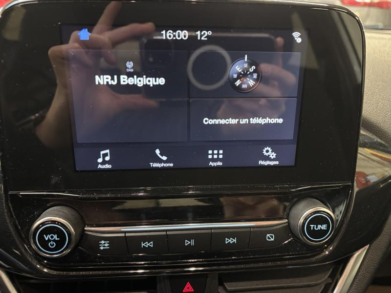 Occasion FORD Fiesta ST-Line 2017 WHITE 10990 € à Seraing