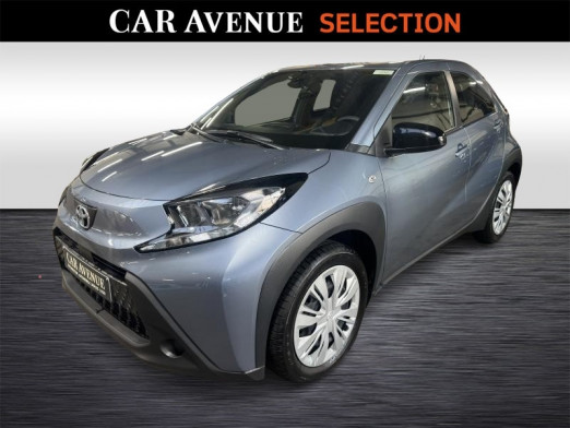 Used TOYOTA Aygo X X Play 1.0 VVT-i 53kW 2024 BLUE € 14,750 in Wavre