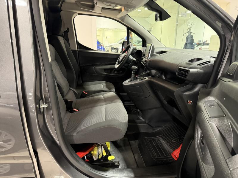 Used TOYOTA PROACE 1.5 City and ProAce Verso 2024 GREY € 18800 in Wavre