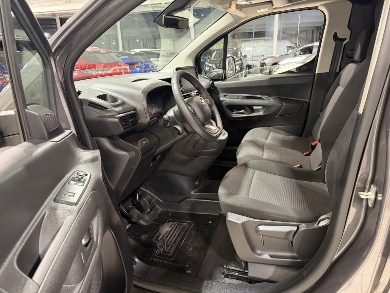 Used TOYOTA PROACE 1.5 City and ProAce Verso 2024 GREY € 18800 in Wavre