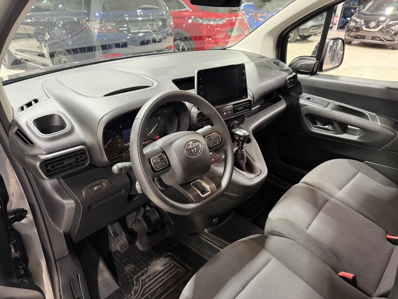 Used TOYOTA PROACE 1.5 City and ProAce Verso 2024 GREY € 18800 in Wavre