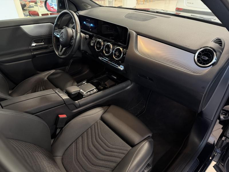 Occasion MERCEDES-BENZ GLA A/T 120kW 2020 BLACK 30990 € à Wavre