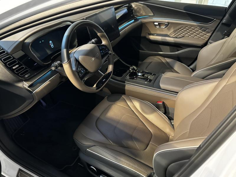 Occasion BYD Han EXECUTIVE 2023 WHITE 47990 € à Seraing