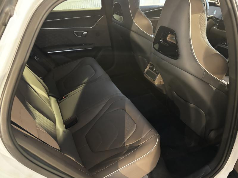 Occasion BYD Han EXECUTIVE 2023 WHITE 47990 € à Seraing