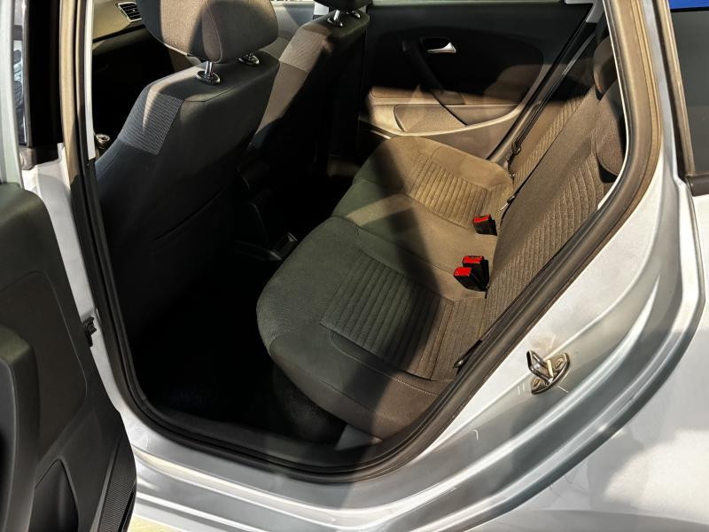 Occasion VOLKSWAGEN Polo 1.2 V Comfortline 2012 GREY 6990 € à Verviers