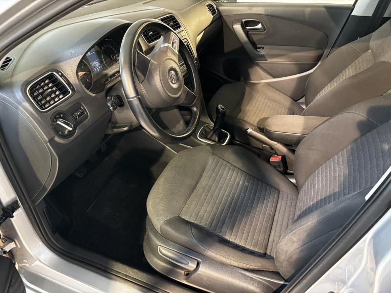 Occasion VOLKSWAGEN Polo 1.2 V Comfortline 2012 GREY 6990 € à Verviers