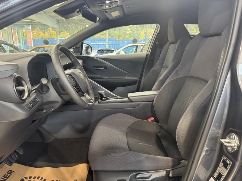 Occasion TOYOTA C-HR DYNAMIC PLUS 1.8 HSD 72kW 2024 ANTHRACITE 30990 € à Wavre