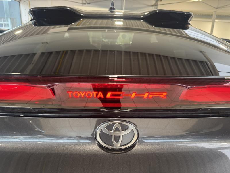Occasion TOYOTA C-HR DYNAMIC PLUS 1.8 HSD 72kW 2024 ANTHRACITE 30990 € à Wavre