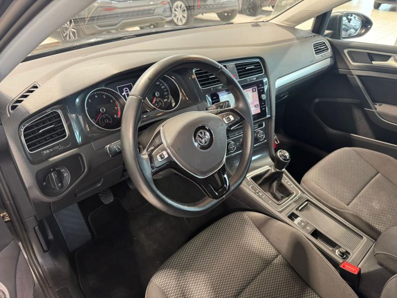 Occasion VOLKSWAGEN Golf 1.0 ESS VII Trendline 2018 GREY 12990 € à Wavre