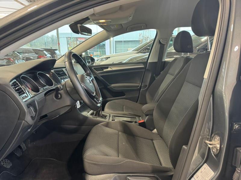 Occasion VOLKSWAGEN Golf 1.0 ESS VII Trendline 2018 GREY 12990 € à Wavre