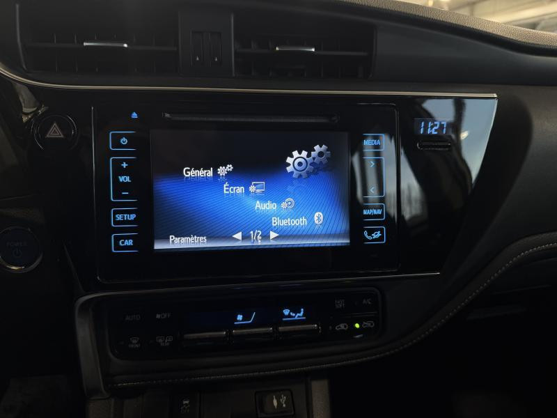 Occasion TOYOTA Auris 1.8 Comfort 2016 WHITE 14990 € à Wavre