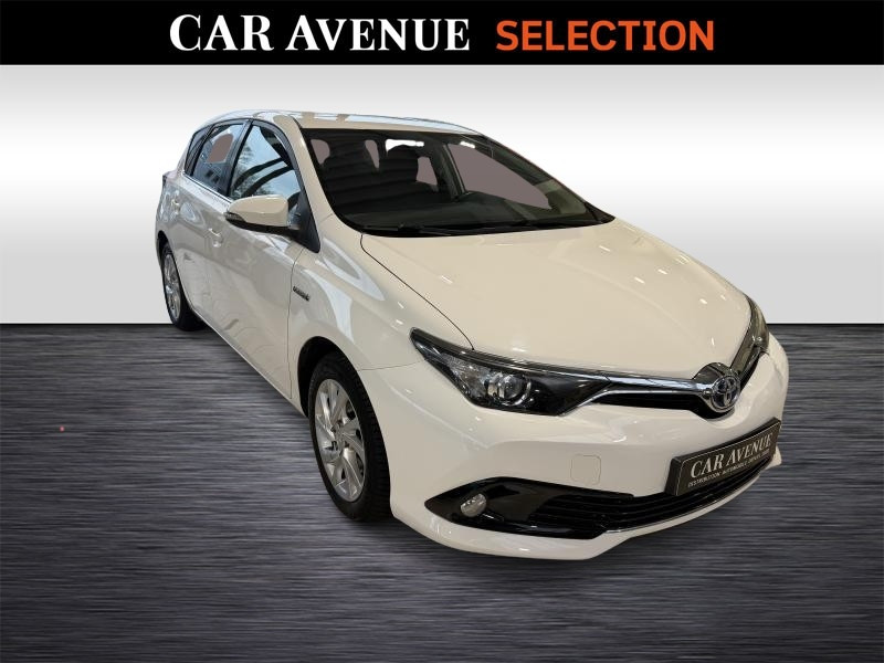 Occasion TOYOTA Auris 1.8 Comfort 2016 WHITE 14990 € à Wavre