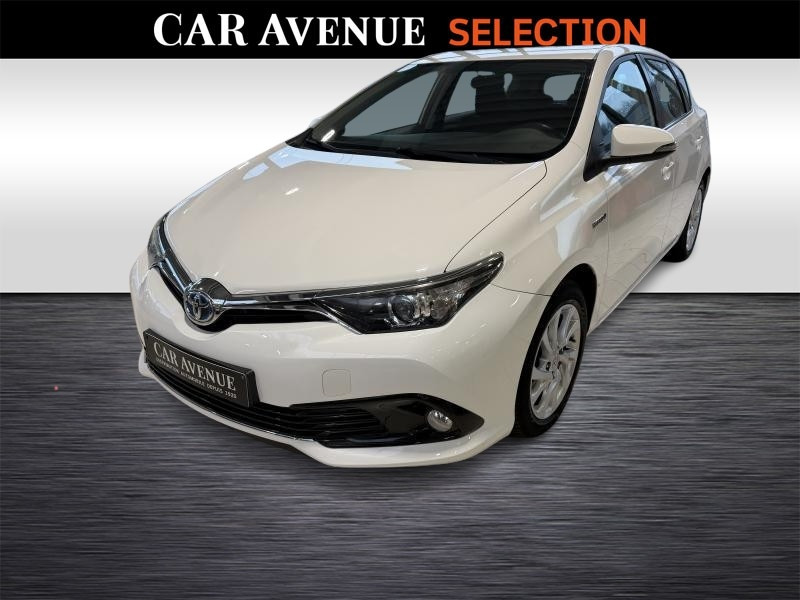 Occasion TOYOTA Auris 1.8 Comfort 2016 WHITE 14990 € à Wavre
