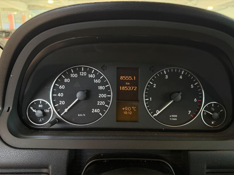 Used MERCEDES-BENZ Classe A 1.7 ESS Classe A 170/180 5 portes 2010 BLUE € 2950 in Wavre