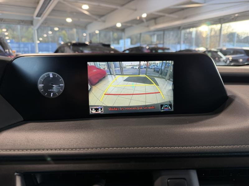 Occasion LEXUS UX 2.0 250h Black Line 2021 GREEN 23490 € à Wavre