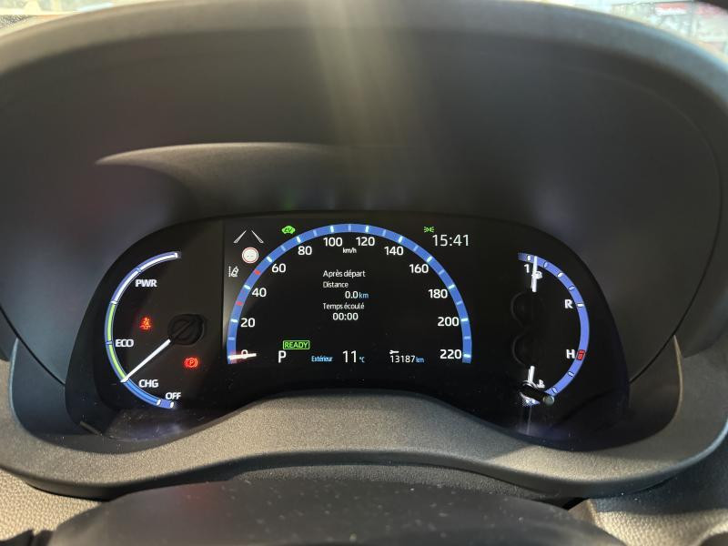 Occasion TOYOTA Yaris Cross Dynamic Plus 1.5 HSD 2023 RED 22490 € à Wavre