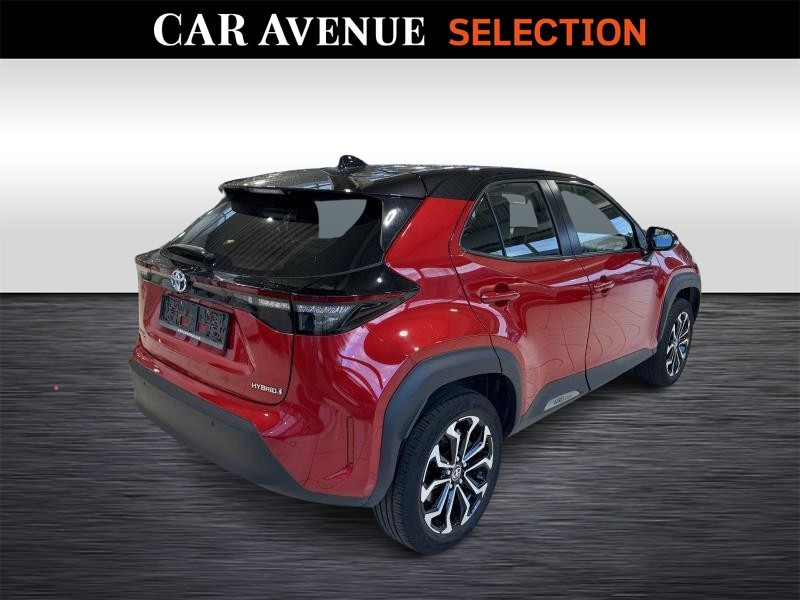 Occasion TOYOTA Yaris Cross Dynamic Plus 1.5 HSD 2023 RED 22490 € à Wavre