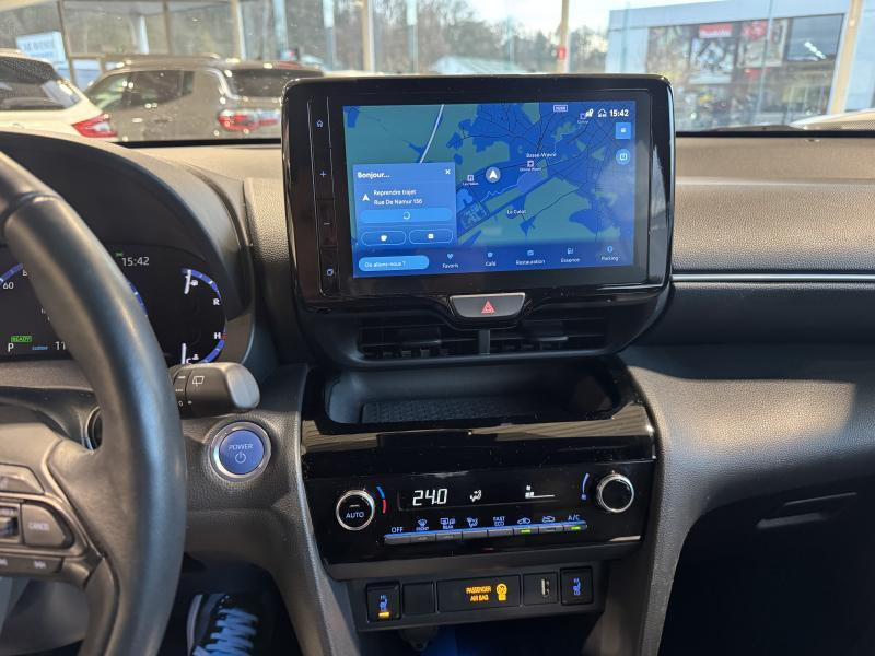 Occasion TOYOTA Yaris Cross Dynamic Plus 1.5 HSD 2023 RED 22490 € à Wavre