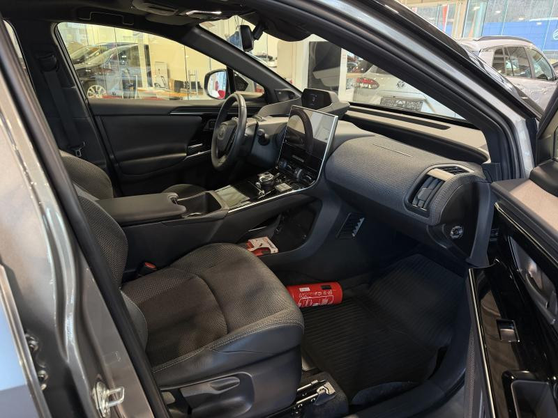 Used TOYOTA bZ4X Style 2023 GREY € 33990 in Wavre